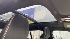 Volvo XC40 2.0 B4P Ultimate Dark 5dr Auto Petrol Estate